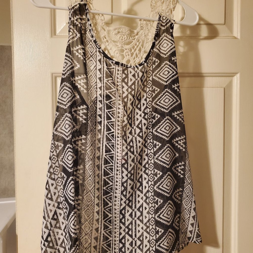 Sheer black & white sleeveless shirt